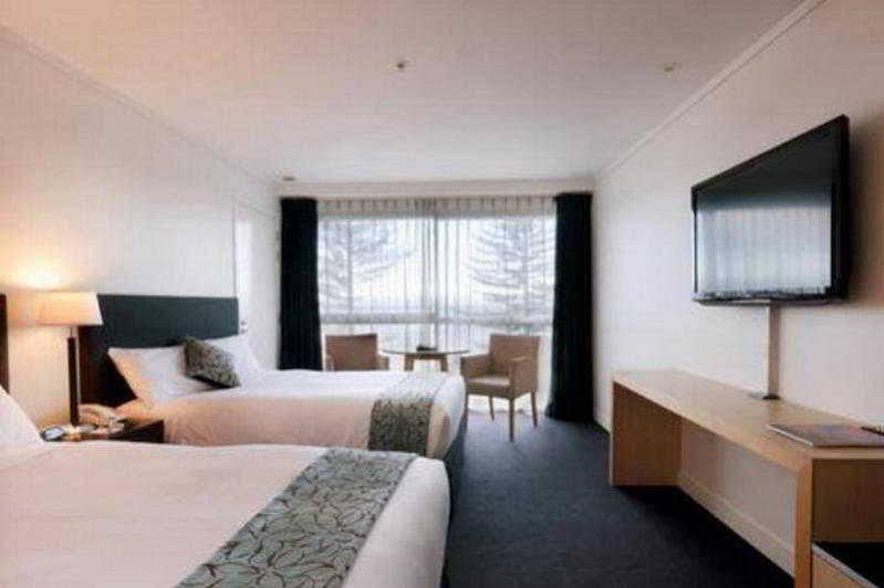 Scenic Hotel Te Pania Нейпир Экстерьер фото